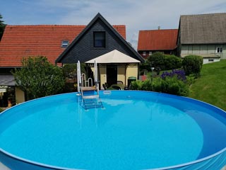 Schwimmingpool im Garten